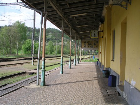 Nádraží ve Vojkovicích